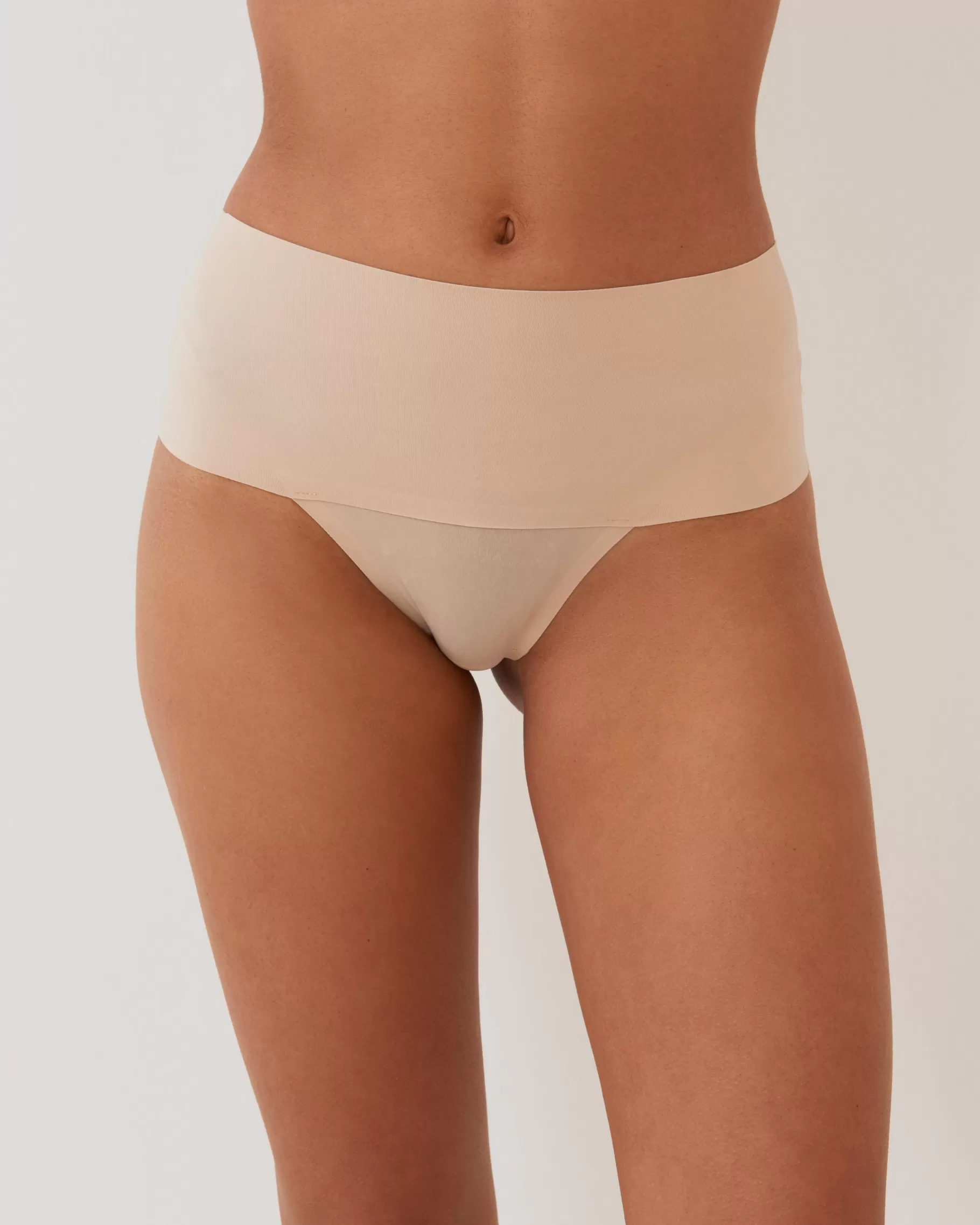 Lady Pipa Tanga Invisible Moldeador De SPANX